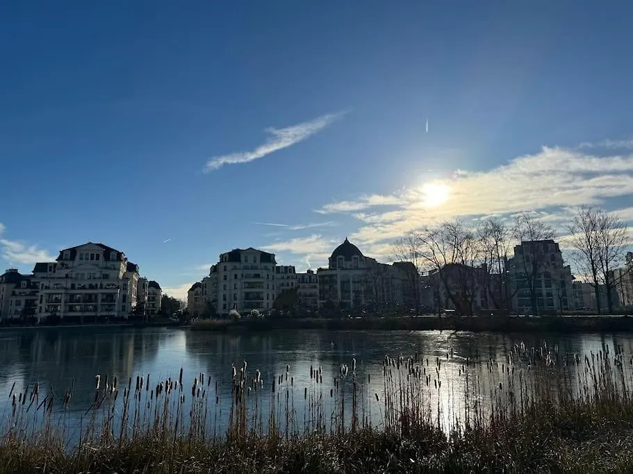 Nice View Near Montparnasse #Fibre #Amazingview Clamart 0*,  France